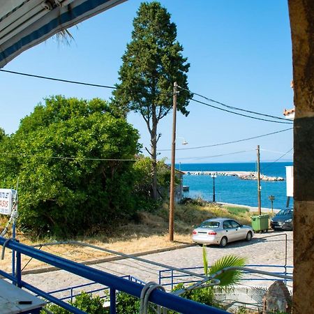 Efterpi Aggeli Apartment Loutrópolis Thermís Екстериор снимка