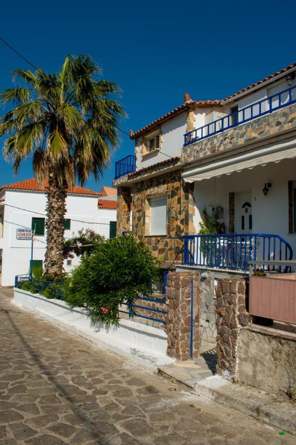 Efterpi Aggeli Apartment Loutrópolis Thermís Екстериор снимка