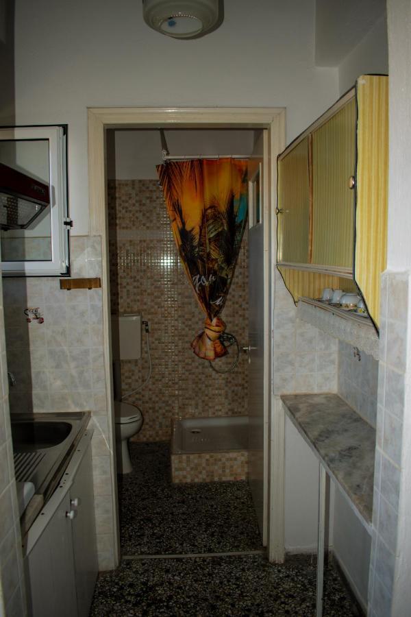 Efterpi Aggeli Apartment Loutrópolis Thermís Екстериор снимка