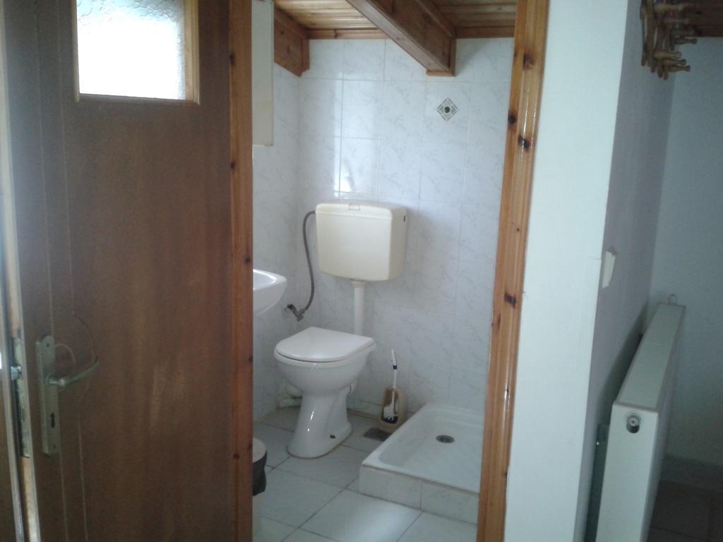 Efterpi Aggeli Apartment Loutrópolis Thermís Стая снимка